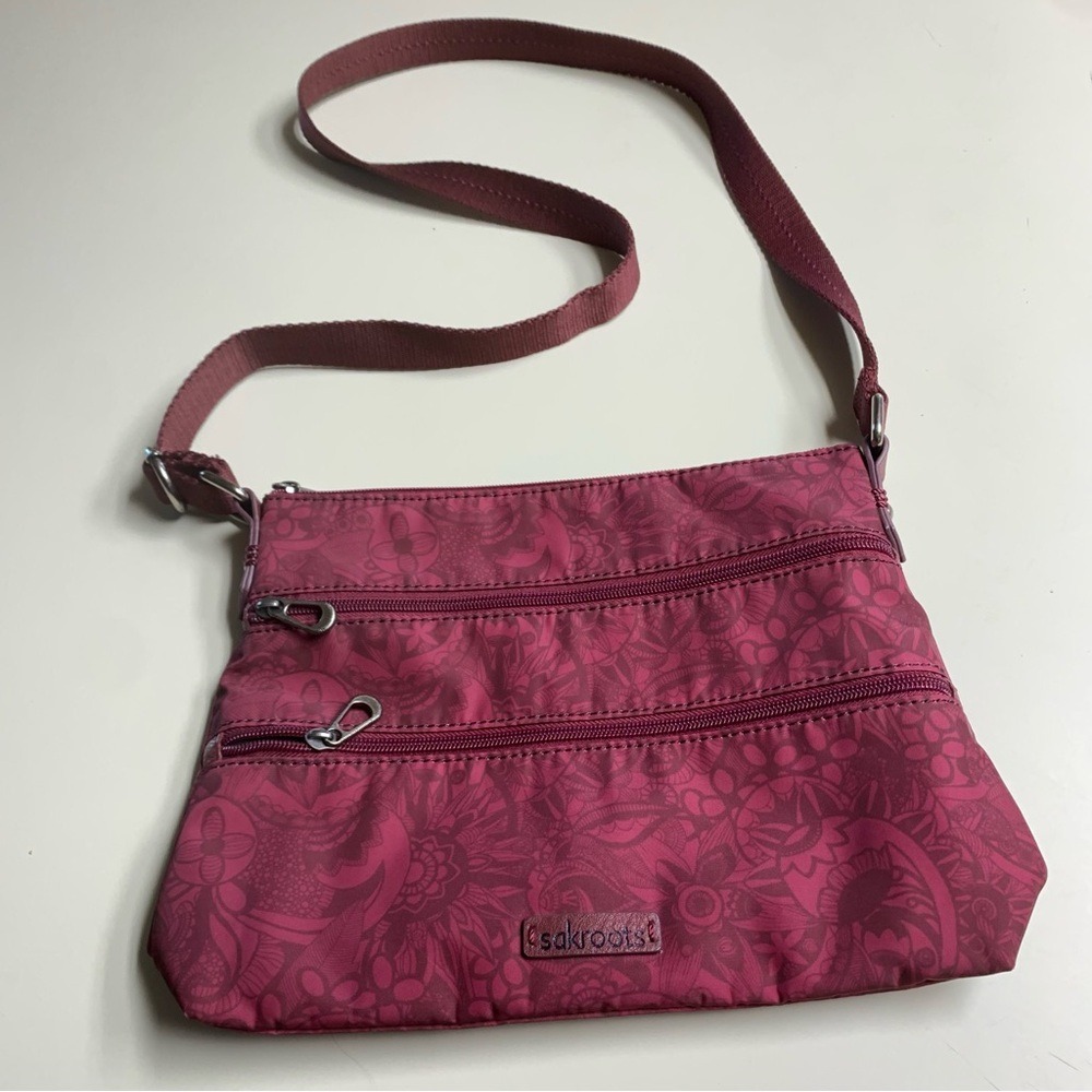 Sakroots Basic Crossbody Bag Burgundy Twill Tonal Spirit Desert Floral Zippered